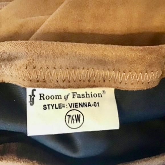 NWT~Women’s Room of Fashion Stretchy Over the Knee Sock Boots~Brown~Size 71/2W - Picture 10 of 10